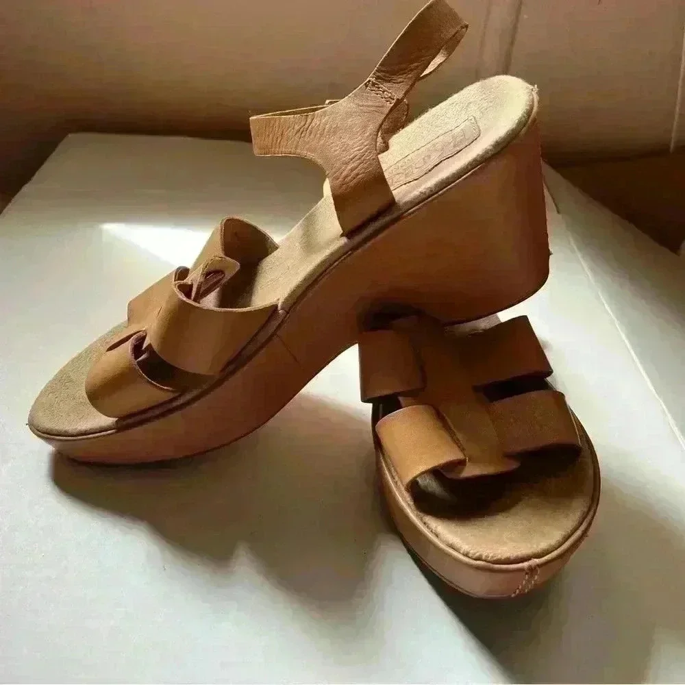 Korks by kork-ease Brown Leather Sandal Chunky Heel Clogs Size 7